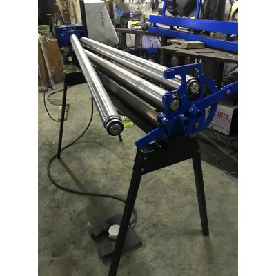 Вальцы электро AZMT-V1300x0.8 Вальцы электро AZMT-V1300x0.8